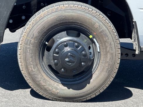 New 2026 RAM 3500 Tradesman AWD/4WD image 24