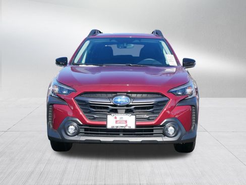 Certified 2025 Subaru Outback Premium w/ Popular Package #1A image 2