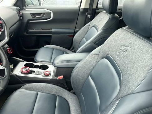 Used 2024 Ford Bronco Sport Outer Banks w/ Tech Package AWD/4WD image 4