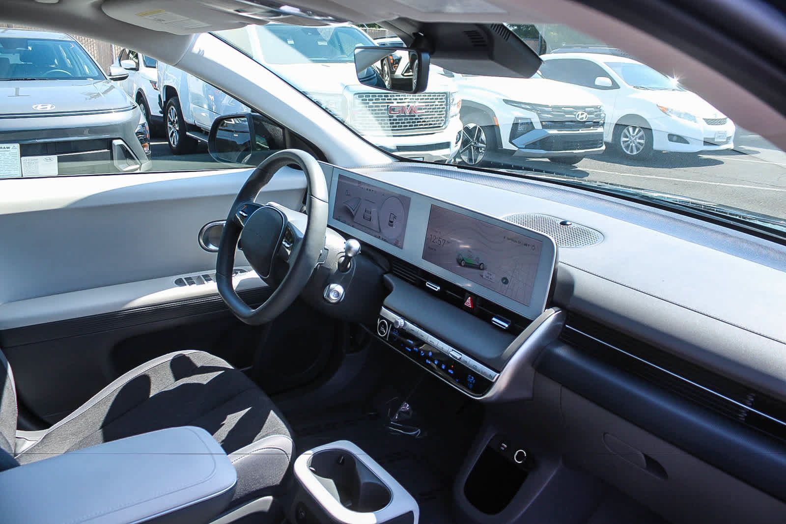 Used 2024 Hyundai Ioniq 5 SEL RWD image 21