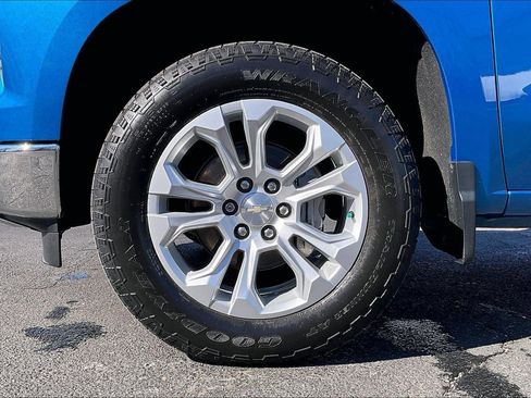 Used 2022 Chevrolet Silverado 1500 LTZ image 9