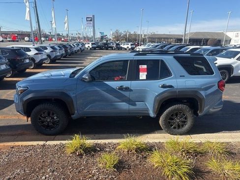 New 2025 Toyota 4Runner SR5 image 2