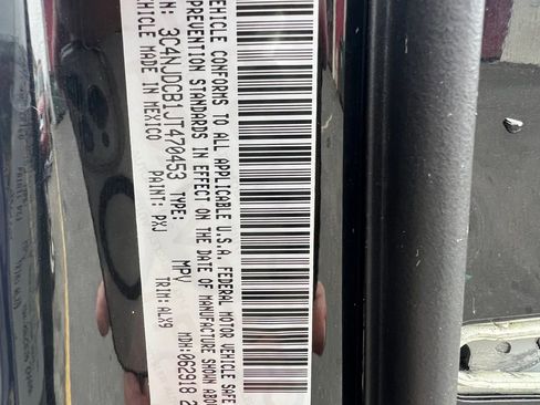 Used 2018 Jeep Compass Limited w/ Safe & Security Group image 33