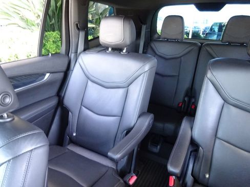 Certified 2020 Cadillac XT6 Premium Luxury AWD/4WD image 14