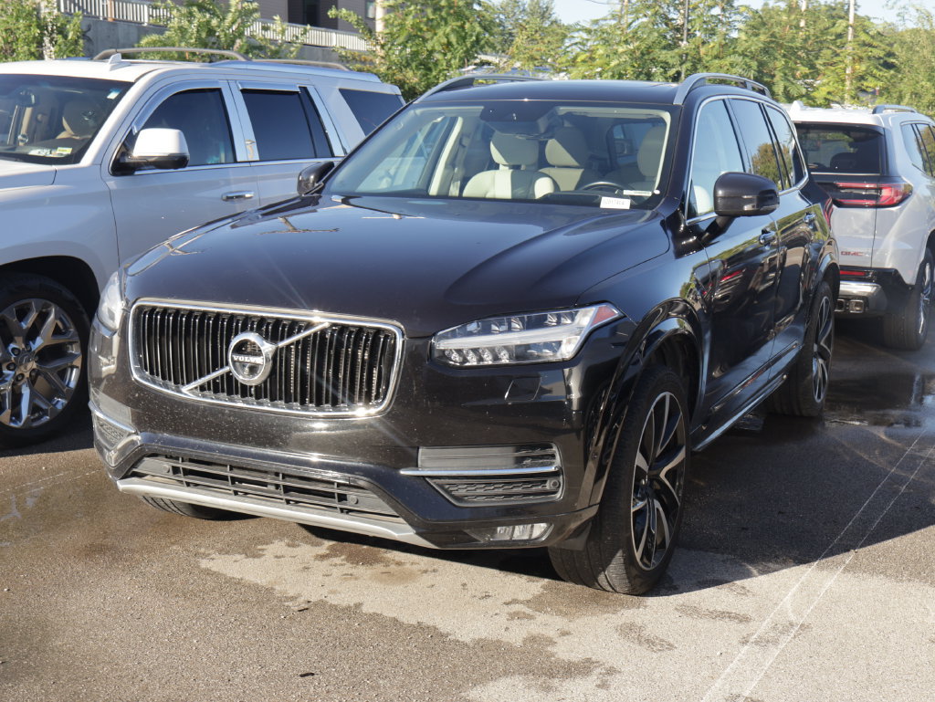Used 2018 Volvo XC90 T6 Momentum w/ Convenience Package AWD/4WD image 15