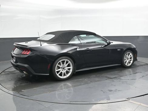 Used 2024 Ford Mustang GT Premium RWD image 3