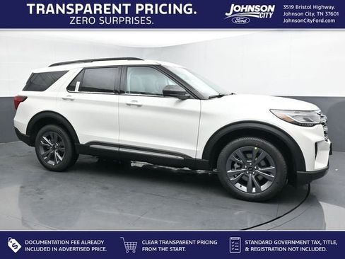 Used 2025 Ford Explorer Active w/ Active Comfort Package AWD/4WD image 1