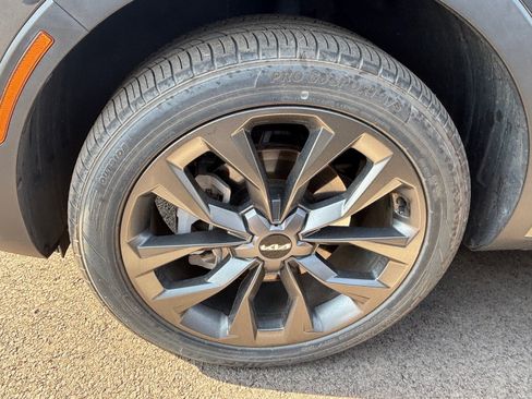 Certified 2023 Kia Sorento X-Line EX AWD/4WD image 6