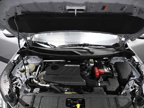 Used 2025 Nissan Rogue SV image 22