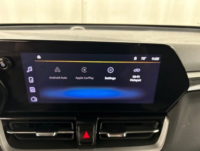Used 2025 Chevrolet TrailBlazer LT AWD/4WD image 13