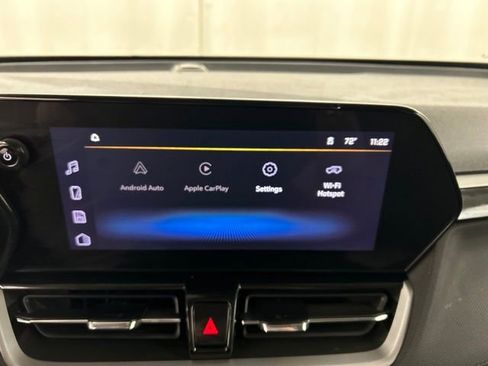 Used 2025 Chevrolet TrailBlazer LT AWD/4WD image 13