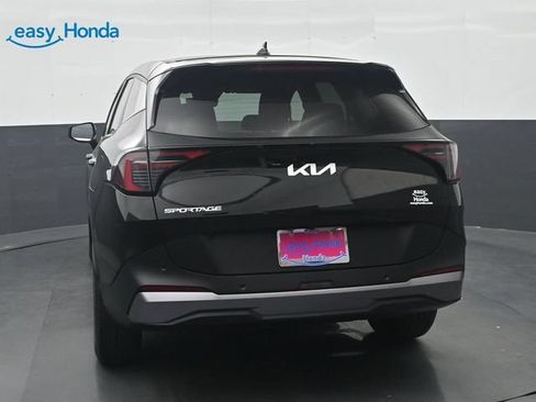 Used 2026 Kia Sportage LX FWD image 6