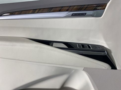 New 2026 Cadillac Escalade Platinum Sport w/ LPO, ONYX Package image 22