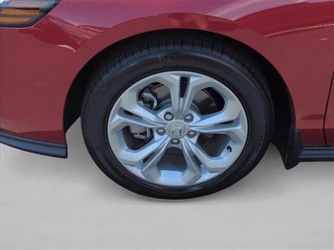 Certified 2025 Honda Accord LX image 25