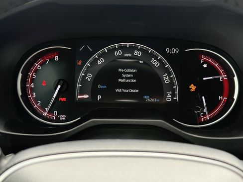 Certified 2023 Toyota RAV4 XLE Premium image 34