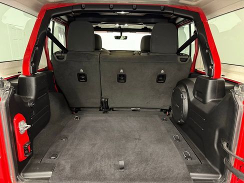 Used 2023 Jeep Wrangler Sport S image 12