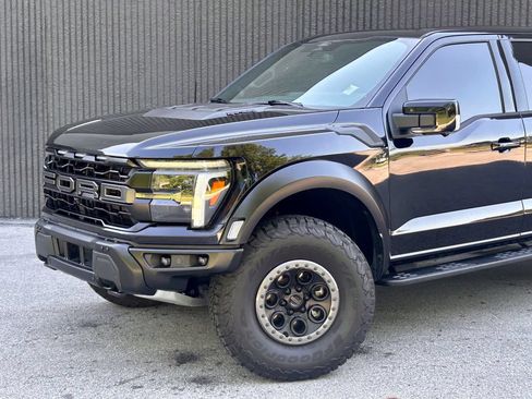 Used 2025 Ford F150 Raptor AWD/4WD image 2