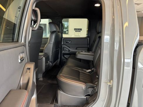 Used 2023 Nissan Frontier PRO-4X w/ Pro-4X Premium Package AWD/4WD image 27