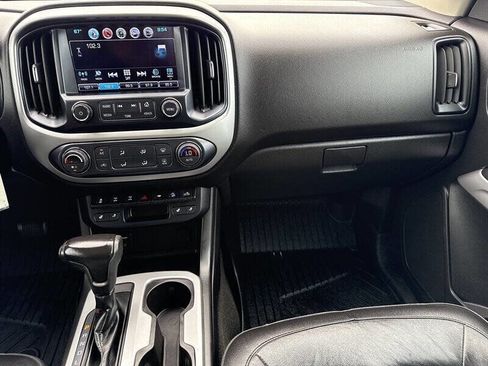 Used 2018 Chevrolet Colorado ZR2 w/ LPO, Premium Interior Package image 23