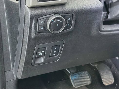 Used 2018 Ford F150 Lariat w/ Equipment Group 501A Mid AWD/4WD image 13