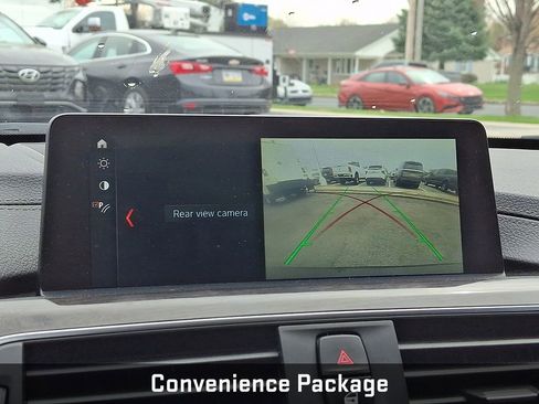 Used 2018 BMW 330i xDrive Sedan w/ Convenience Package image 19