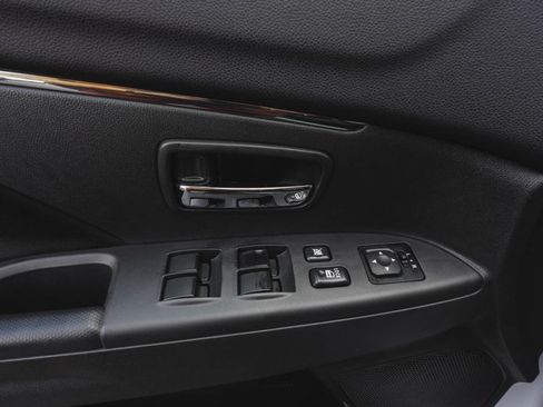 New 2025 Mitsubishi Outlander Sport ES image 10