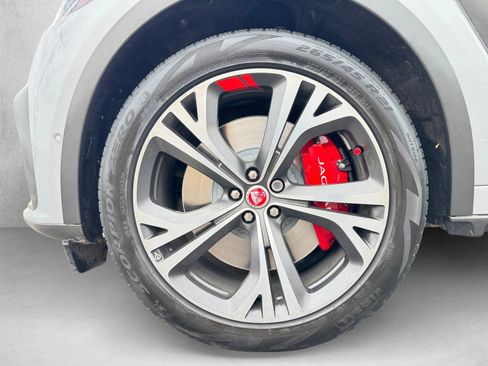 Used 2021 Jaguar F-PACE SVR AWD/4WD image 9