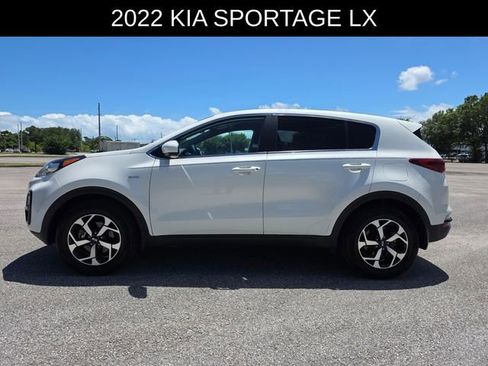 Used 2022 Kia Sportage LX AWD/4WD image 6