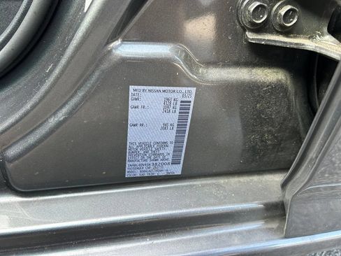 Used 2025 Nissan Altima 2.5 SV FWD image 12