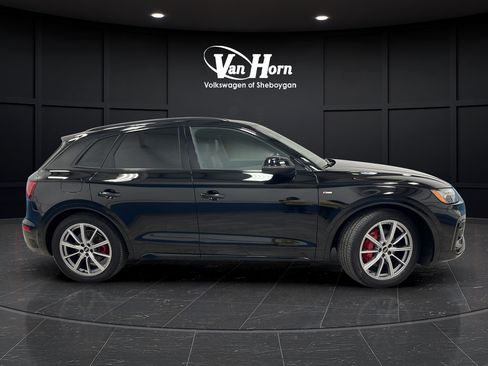 Used 2024 Audi Q5 e Prestige w/ Prestige Package AWD/4WD image 8