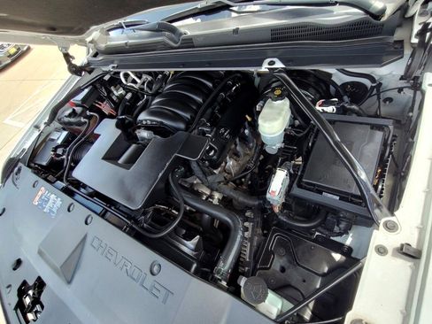 Used 2020 Chevrolet Suburban LT image 49