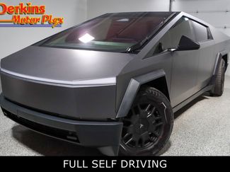 Used 2024 Tesla Cybertruck AWD Crew Cab video 1