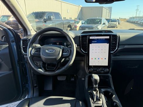 New 2025 Ford Ranger Lariat w/ FX4 Off-Road Package image 13
