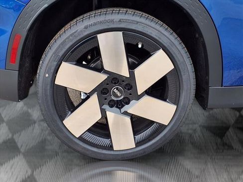 New 2025 MINI Cooper Countryman S w/ Comfort Package Max image 9