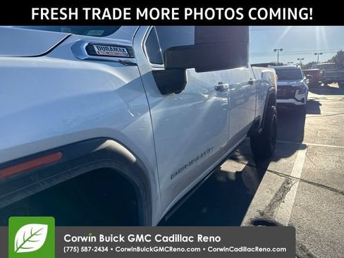 Used 2021 GMC Sierra 2500 Denali w/ Denali Ultimate Package AWD/4WD image 3