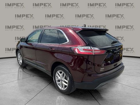 Used 2022 Ford Edge SEL w/ Convenience Package image 3