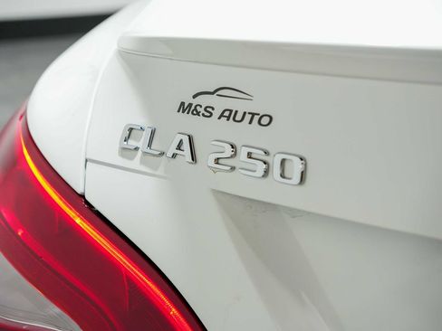 Used 2019 Mercedes-Benz CLA 250 image 11