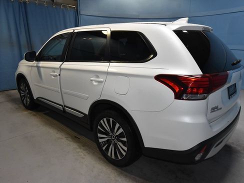 Used 2020 Mitsubishi Outlander SE FWD image 28