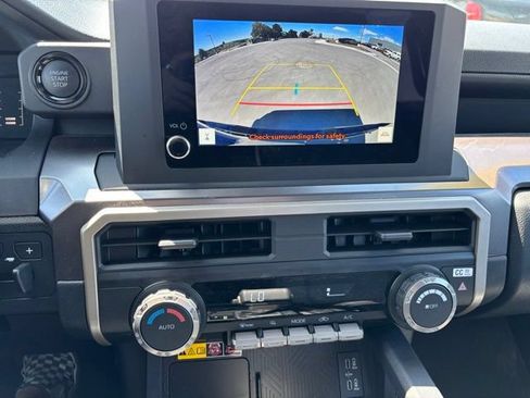 Used 2026 Toyota Tacoma SR5 w/ SR5 Upgrade Package AWD/4WD image 29