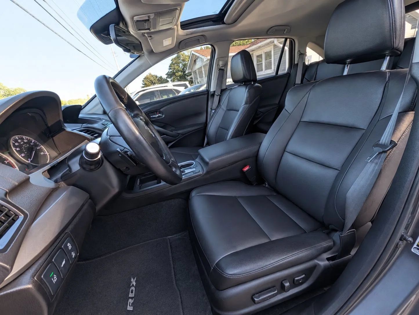 Used 2018 Acura RDX FWD image 18