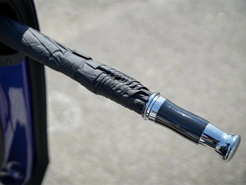 Certified 2023 Rolls-Royce Ghost w/ Ghost Package image 5