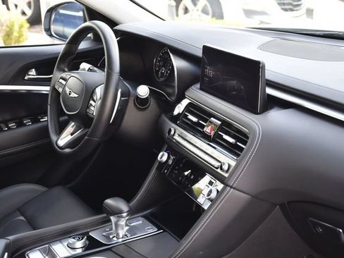 Used 2026 Genesis G70 2.5T RWD image 32