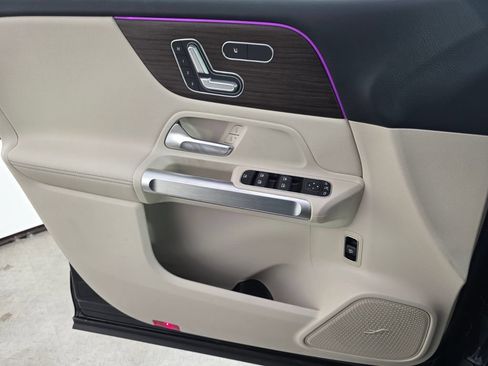 New 2026 Mercedes-Benz GLB 250 image 16