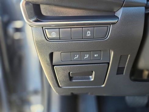 Used 2019 MAZDA MAZDA3 AWD Hatchback w/ Premium Pkg image 31