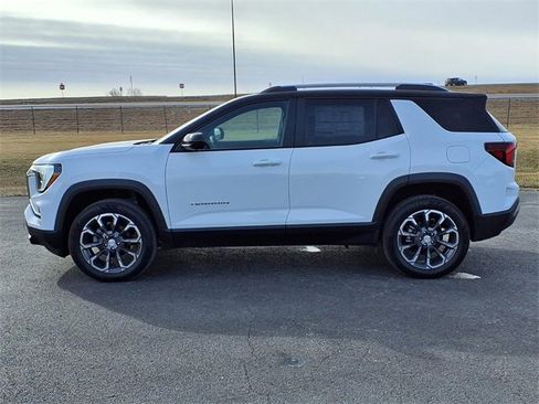 New 2026 GMC Terrain Elevation w/ Elevation Premium Package image 19