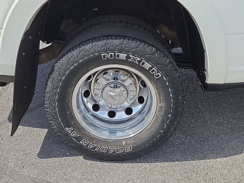 Used 2024 RAM 3500 Limited AWD/4WD image 16