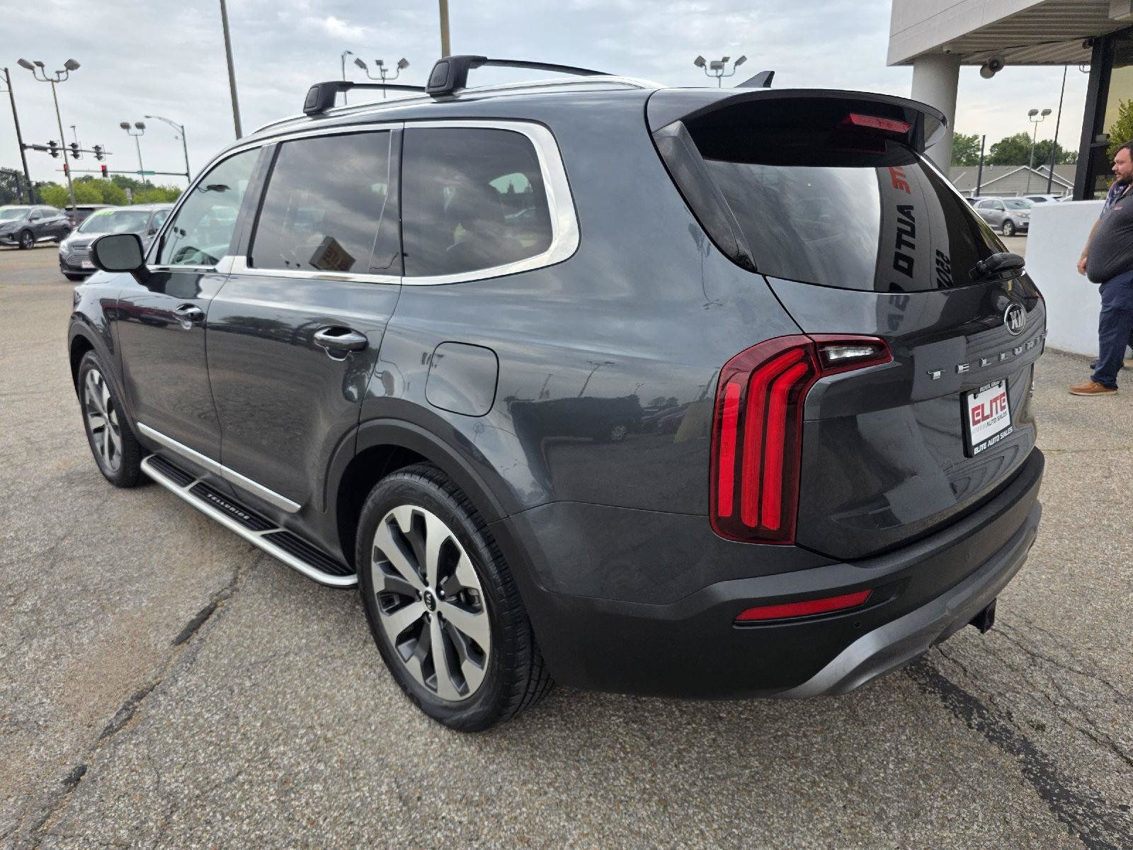 Used 2021 Kia Telluride EX w/ EX Premium Package FWD image 7