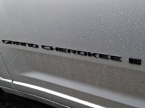 New 2026 Jeep Grand Cherokee Limited Reserve image 5