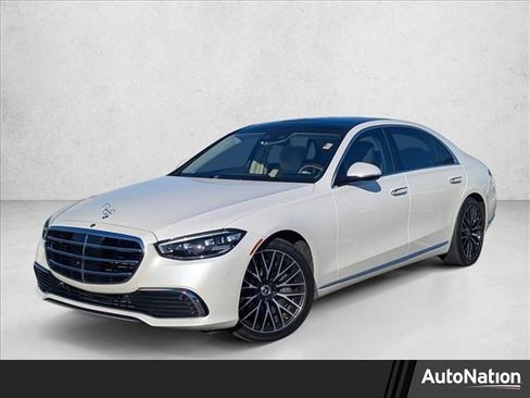 Used 2021 Mercedes-Benz S 580 4MATIC Sedan image 1