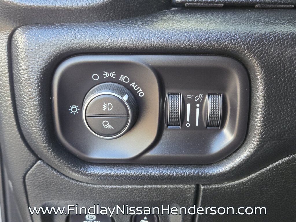 Used 2019 RAM 1500 Laramie AWD/4WD image 25